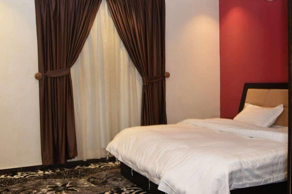 Manazil Al Dhayf Aparthotel 3*